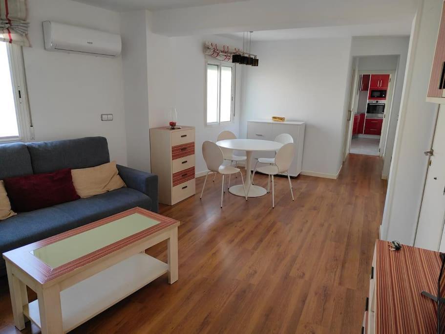 Piso Cerca Universidades Y Playa Valensiya Dış mekan fotoğraf