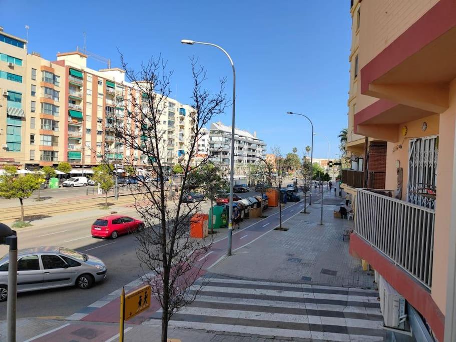 Piso Cerca Universidades Y Playa Valensiya Dış mekan fotoğraf